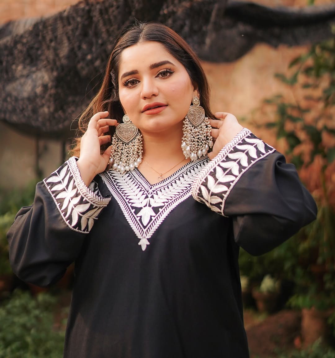 TABASSUM EMB LONG LENGHT