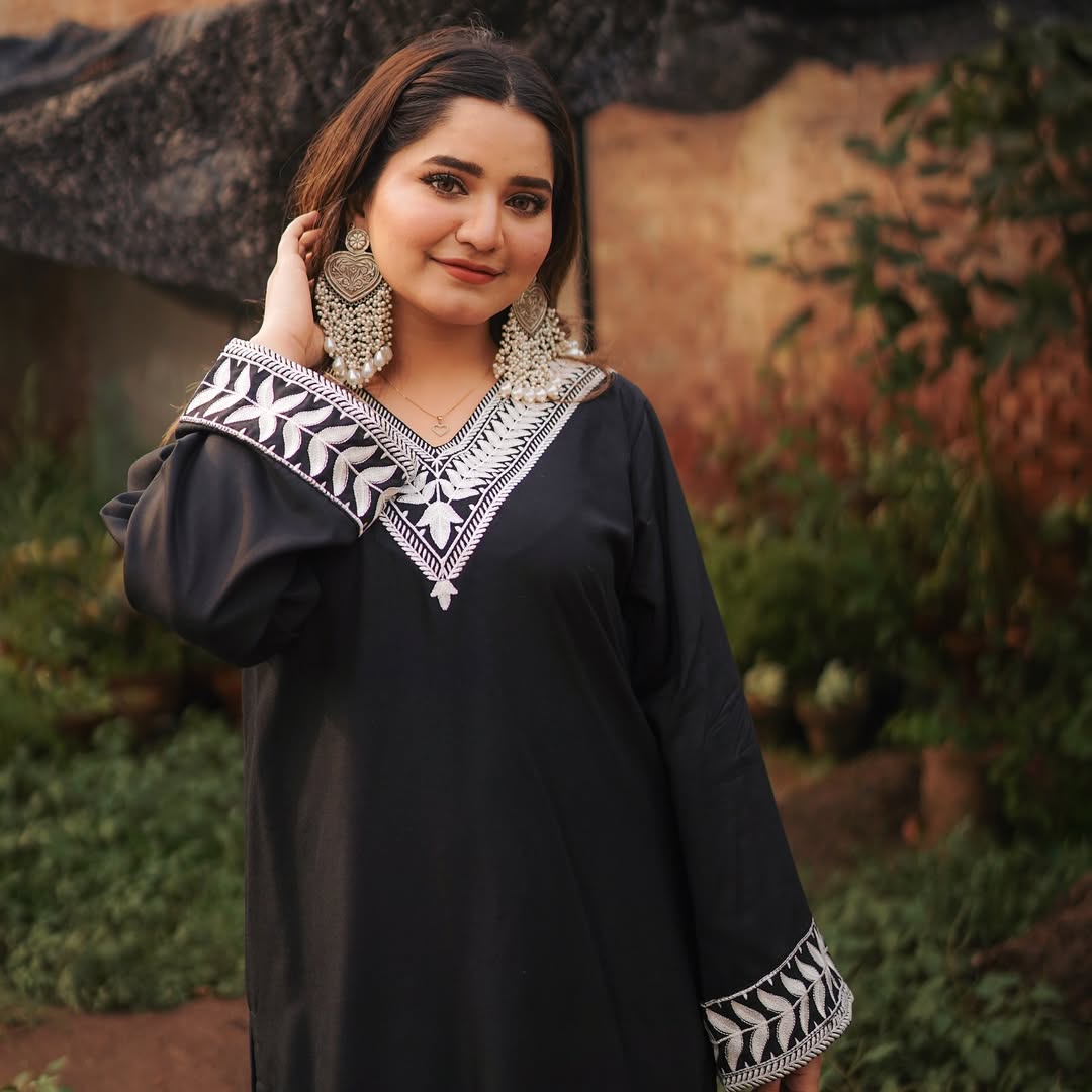 TABASSUM EMB LONG LENGHT