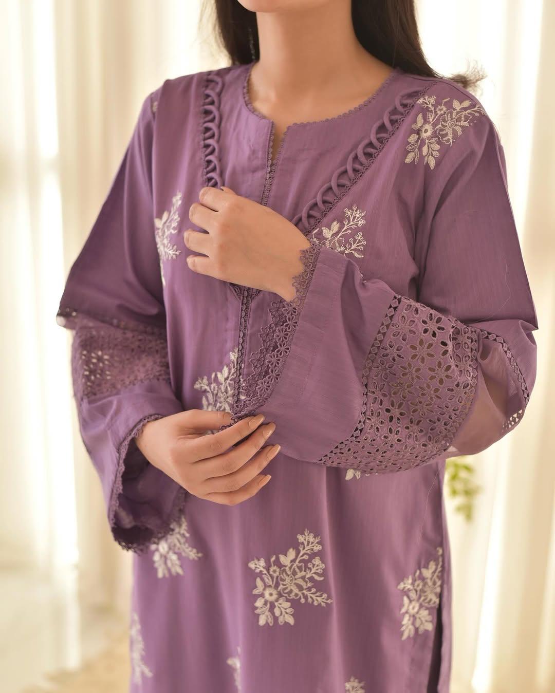 KINZAY Emb Lawn 3pc