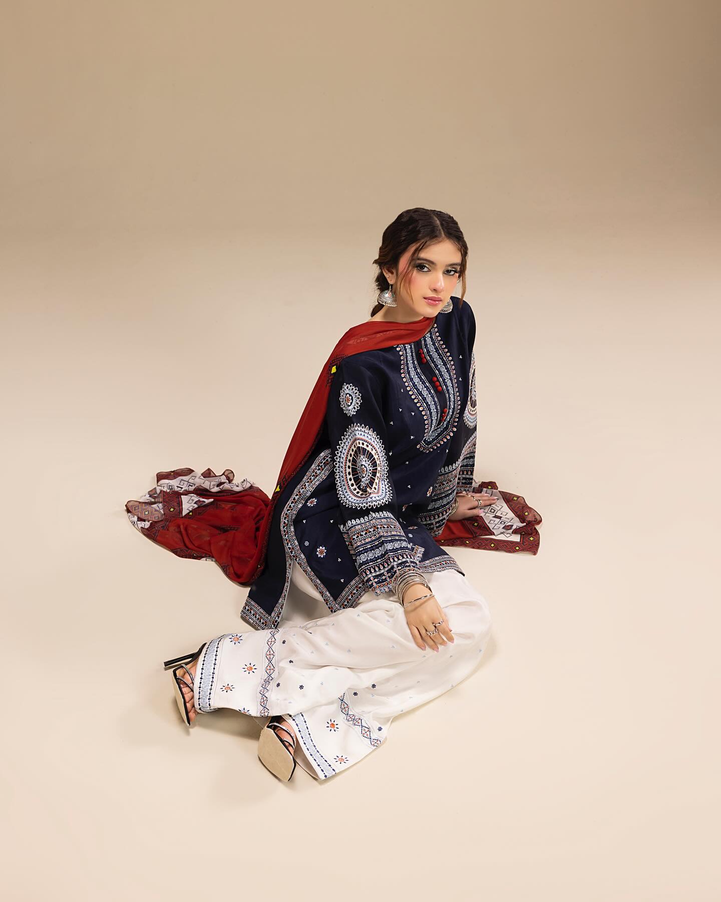 KINZAY EMBROIDERY 3PC