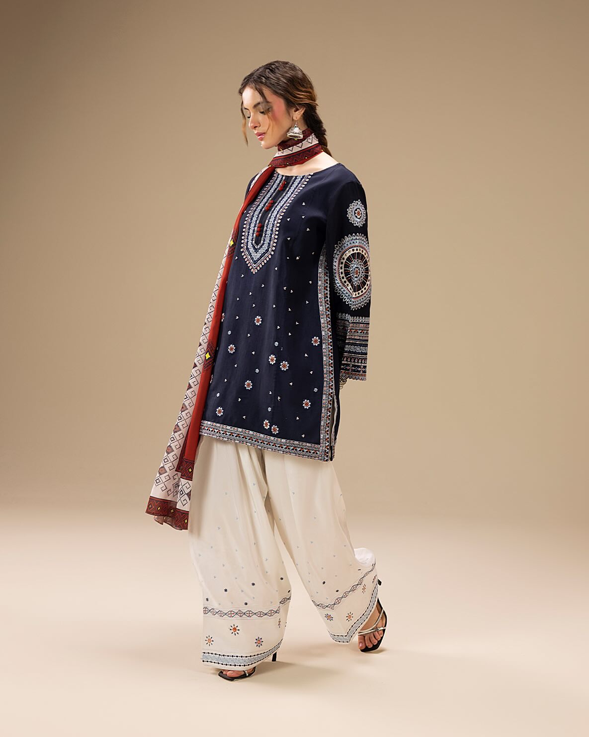 KINZAY EMBROIDERY 3PC