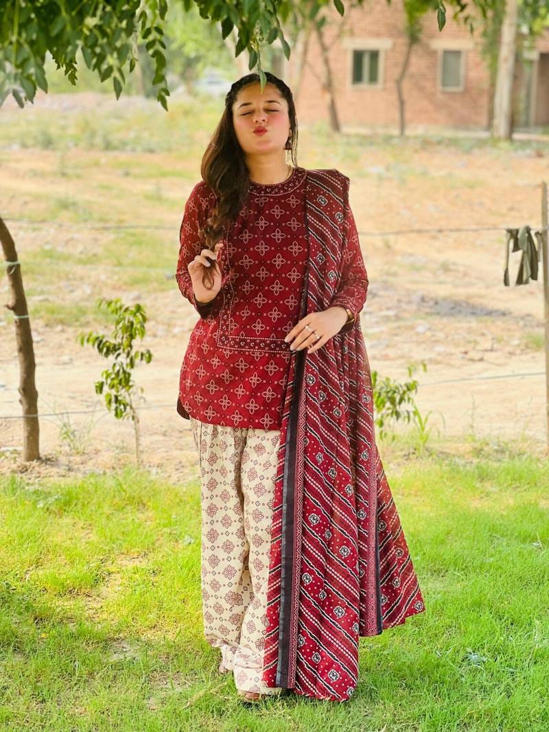 KINZAY 3 PCs with Farshi shalwar