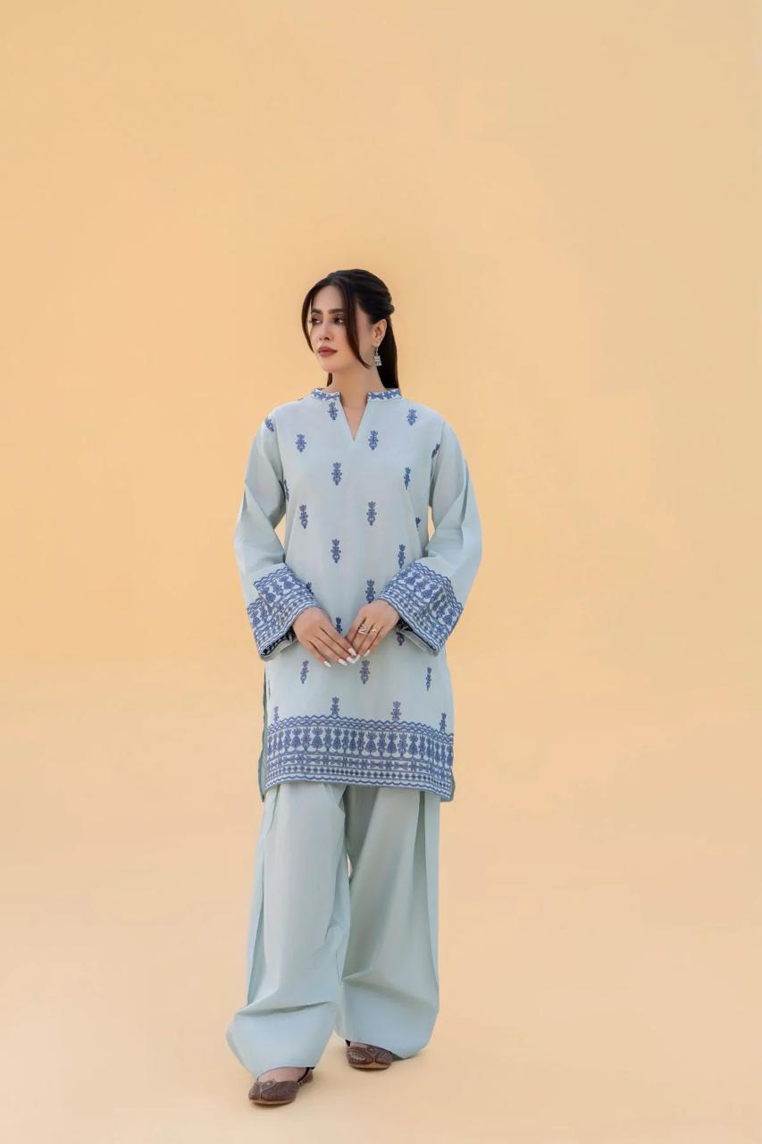 KINZAY Lawn 2pc (Farshi Shalwar)