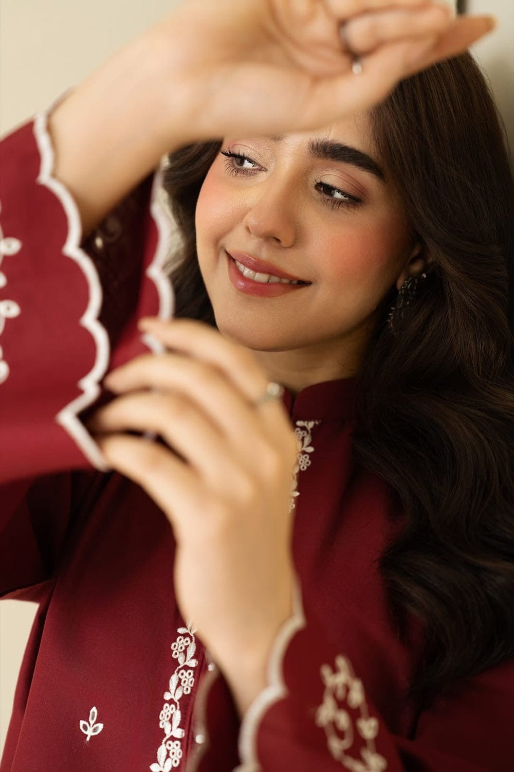 *ZARF EMBROIDERY 2PC (FARSHI)* Winter Arrivals