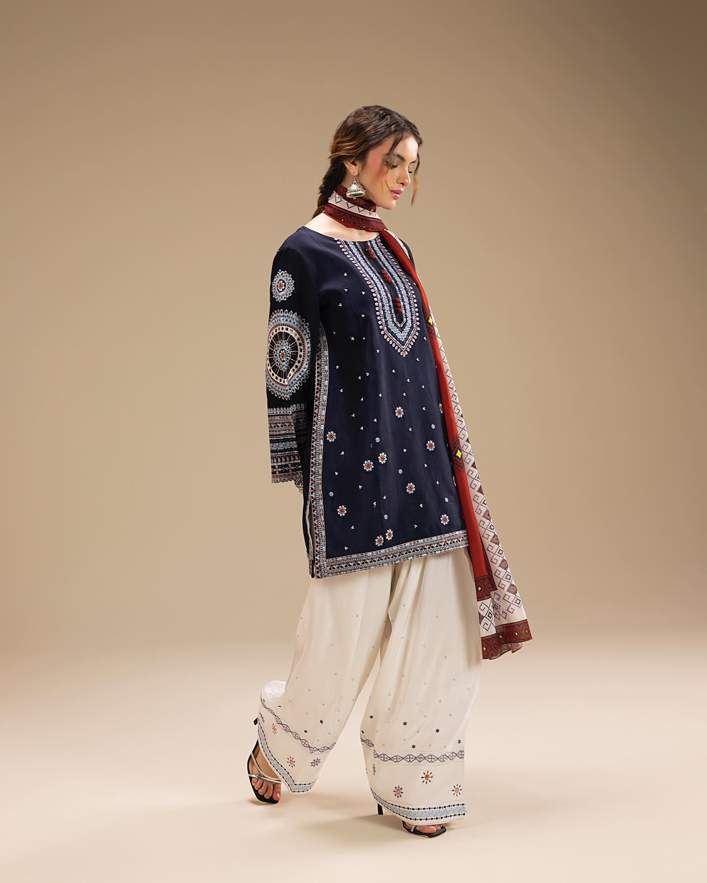KINZAY EMBROIDERY 3PC